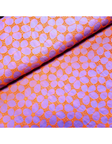 Tissu, Voile de Coton Brodé Floral, Mauve & Orange Vif, Laize 130 cm, 99% Coton 1% Polyester 127g/m²