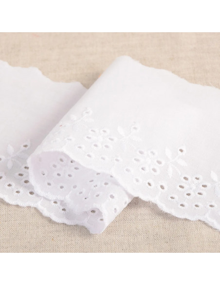 Ruban broderie anglaise, 95mm, fleurs, blanc