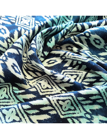 Tissu, Viscose Batik Graphique, Bleu, Laize 140 cm, 100% Viscose 163g/m²