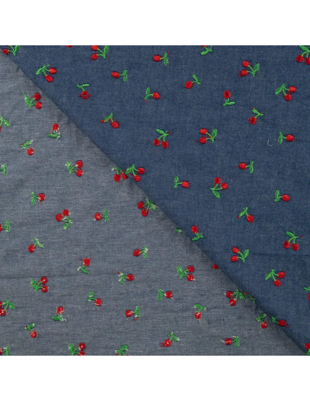 Tissu, Coton Chambray Cerises Brodé, Bleu Clair, Laize 140 cm, 100% Coton 140g/m²