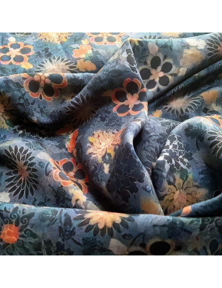 Tissu, Viscose Fleurie, Marine, Laize 140 cm, 100% Viscose 154g/m²