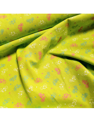 Tissu, Popeline de Coton Motif Vélos, Vert Pomme, Laize 150 cm, 100% Coton 100g/m²