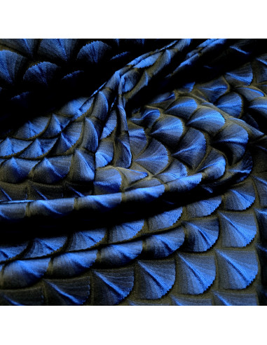 Tissu, Jacquard Éventails, Bleu et Multicolore sur Fond Noir, Laize 150 cm, 80% Polyester 20% Lurex 320g/ml