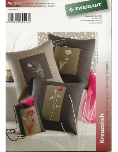 Livret de broderie N°203 - Point de croix - Alphabet floral