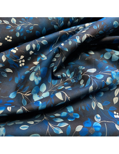 Tissu, Popeline de Coton Impression Digitale, Feuilles et Fleurs Bleues, Laize 150 cm, 100% Coton 108.5g/m²