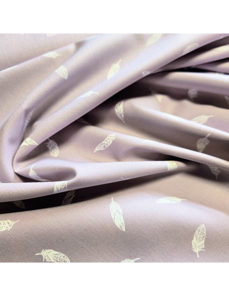 Tissu, Popeline de Coton Plumes Blanches, Rose Poudré, Laize 150 cm, 100% Coton 115g/m²