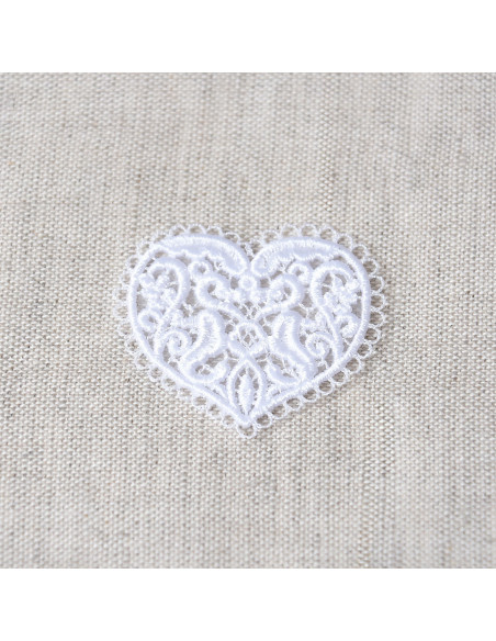 Ecusson thermocollant, dentelle blanche, coeur