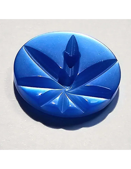 Bouton polyester 2 trous, 13mm, feuille, bleu