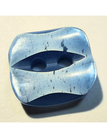 Bouton polyester 2 trous, 12mm, petit carré bleuet