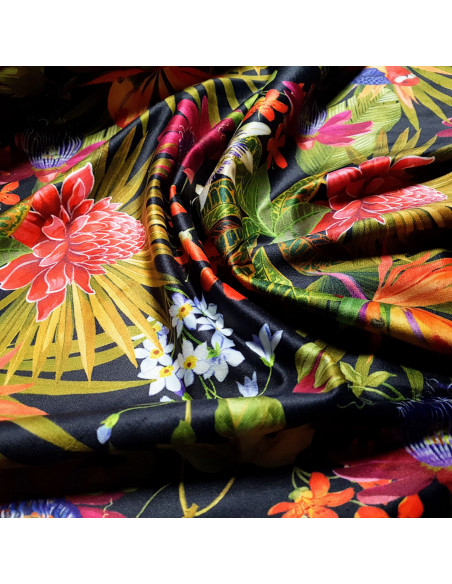 Tissu, Velours Impression Numérique, Fleurs Exotiques sur Fond Noir, Laize 140 cm, 100% Polyester 310g/m²