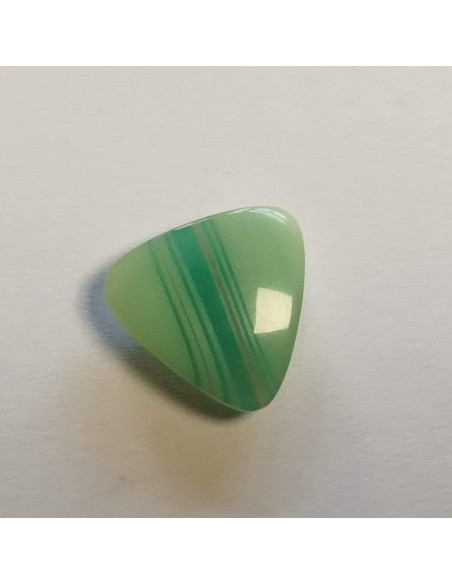 Bouton polyester à pied, 17mm, triangle avec des rayures vertes