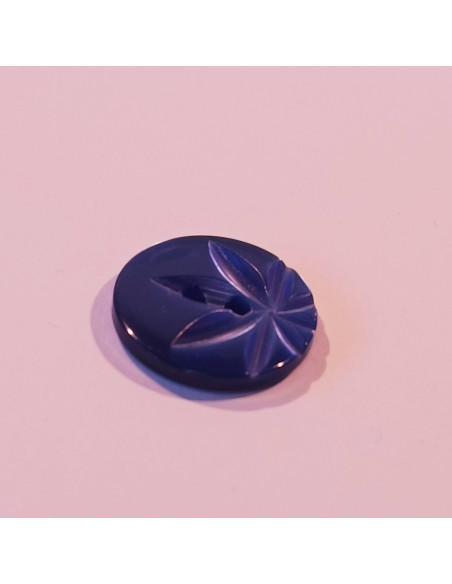 Bouton polyester 2 trous,18mm, rond, feuille, bleu mauve