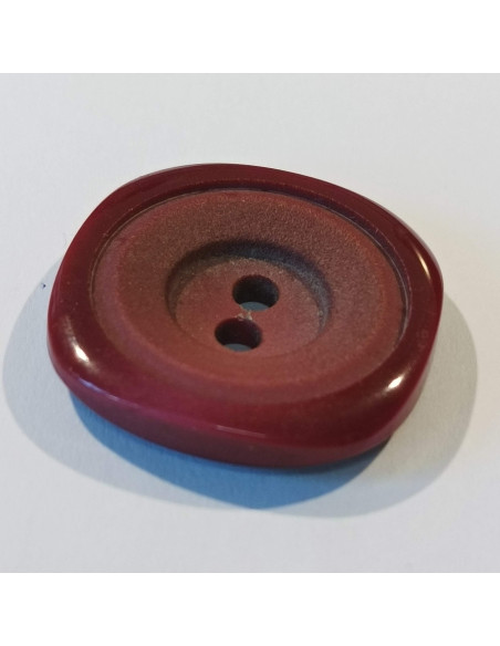 Bouton polyester 2 trous, 25mm, carré, rond bordeaux