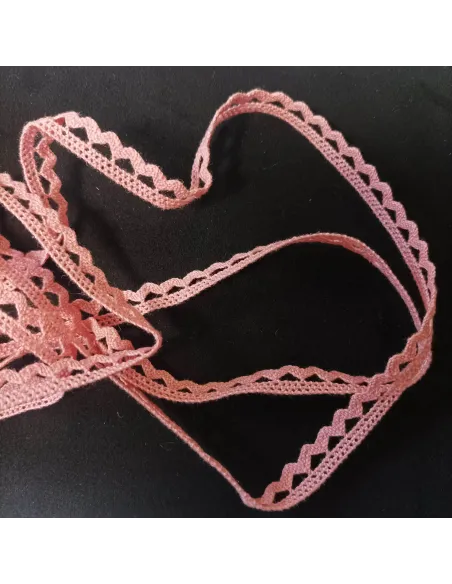 Ruban dentelle rose