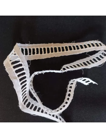 Ruban dentelle entre-deux blanc