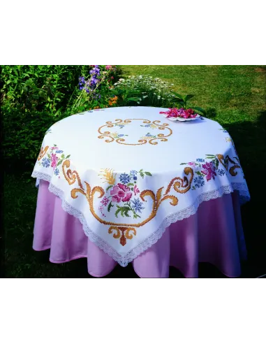 Linge de table à broder : 120x120 cm, NAP BORD DENTEL.120X120 DESSIN 8