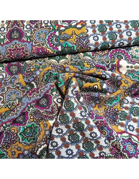 Tissu, Viscose Imprimée Mandalas, Vert et Violet, Laize 150 cm, 100% Viscose 120g/m²
