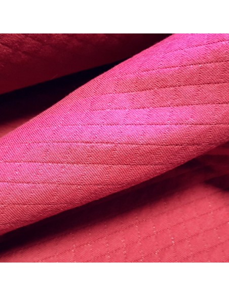 Tissu, Matelassé Uni, Rouge Framboise, Laize 150 cm, 80% Coton 20% Polyester