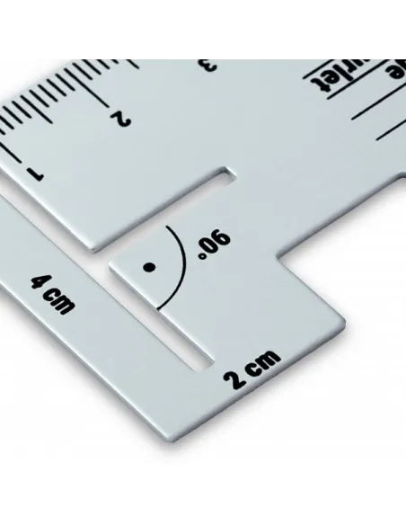 Règle à ourlets Prym en aluminium | Zephyr Tissus