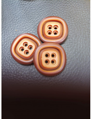 Bouton marron