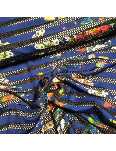 Tissu, Jersey Imprimé Fleuri, Fond Bleu Marine, Laize 150 cm, Polyester Spandex