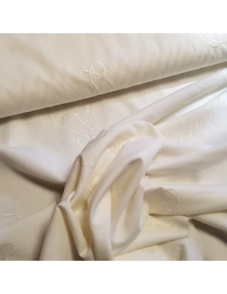 Tissu, Coton Brodé Oursons, Écru, Laize 140 cm, 65% Polyester 35% Coton