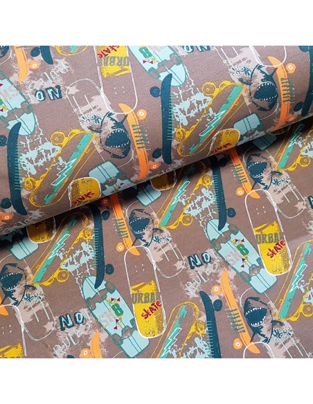 Tissu, Sweat Motif Skateboard, Verts et Marron, Laize 150 cm, Coton Bio Oeko-Tex