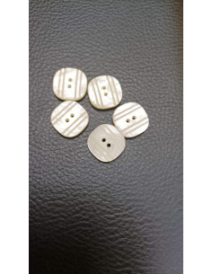 Bouton beige 2