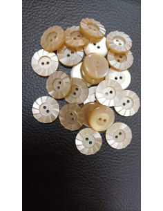 Bouton beige 2