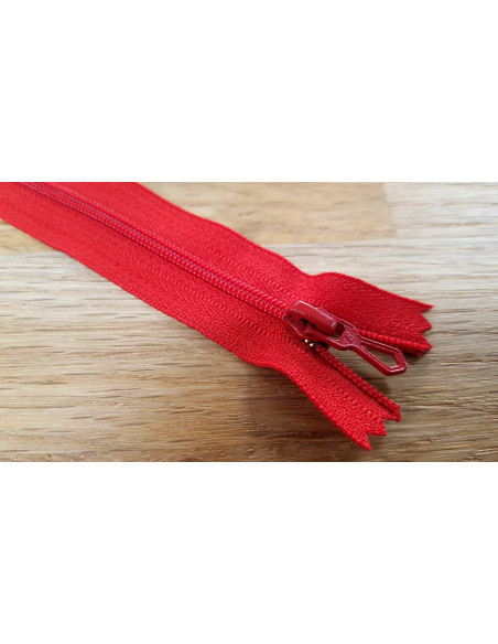 Fermeture Eclair Z51, Nylon, rouge vif, 25cm