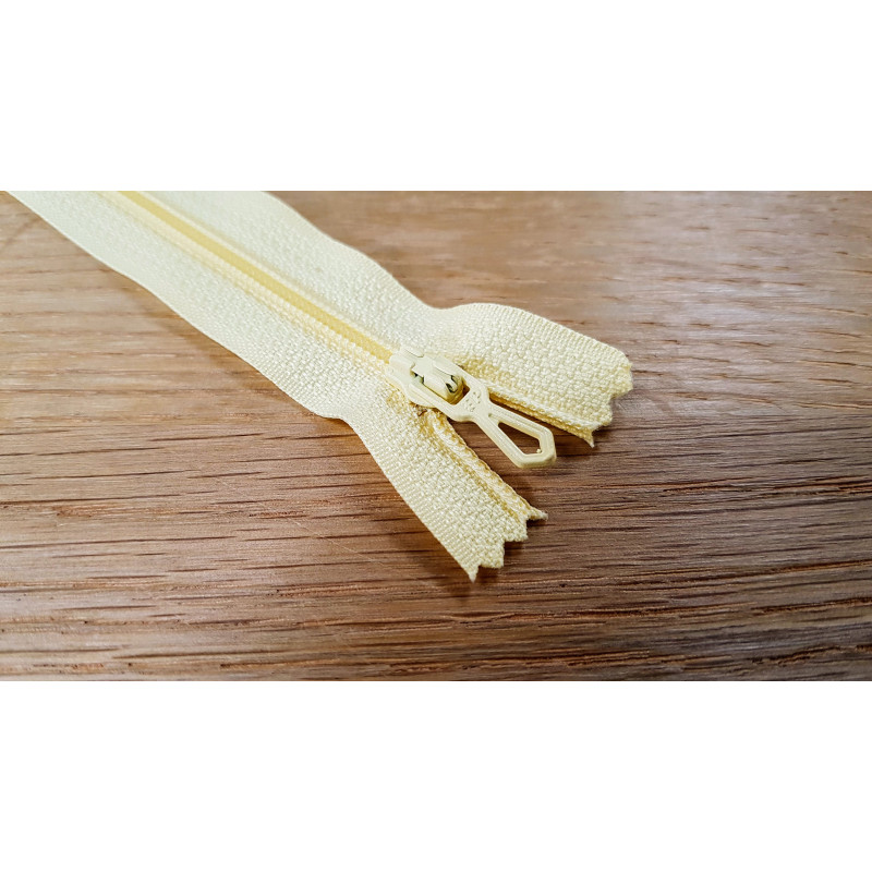 Fermeture Eclair Z51, Nylon, jaune clair, 15cm