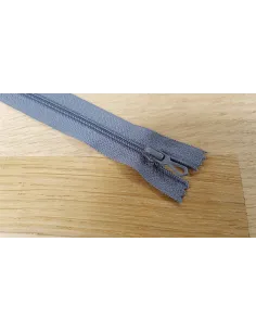Fermeture Z51 Prym spiralée 4 mm gris foncé | Zephyr Tissus 2