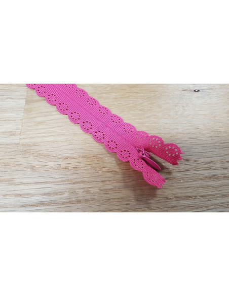 Fermeture Eclair Z82, Nylon invisible dentelle, rose vif, 22cm