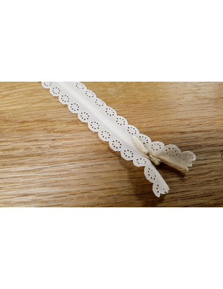 Fermeture Eclair Z82, Nylon invisible dentelle, blanc cassé, 22cm