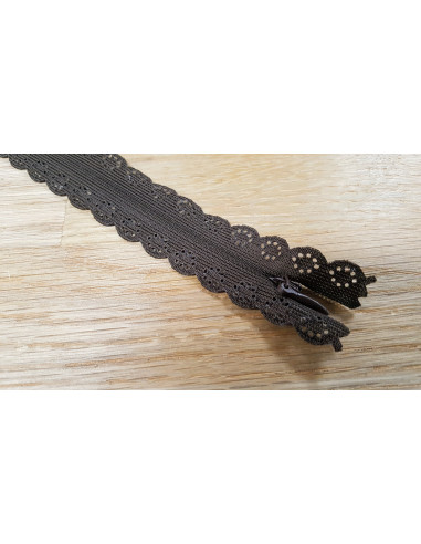 Fermeture Eclair Z82, Nylon invisible dentelle, marron brou de noix, 60cm