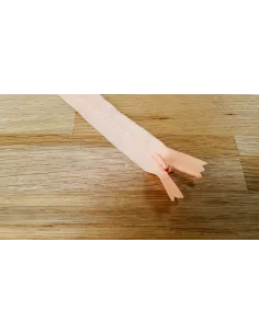 Fermeture invisible Prym Z41 saumon 22 cm | Zephyr Tissus 2