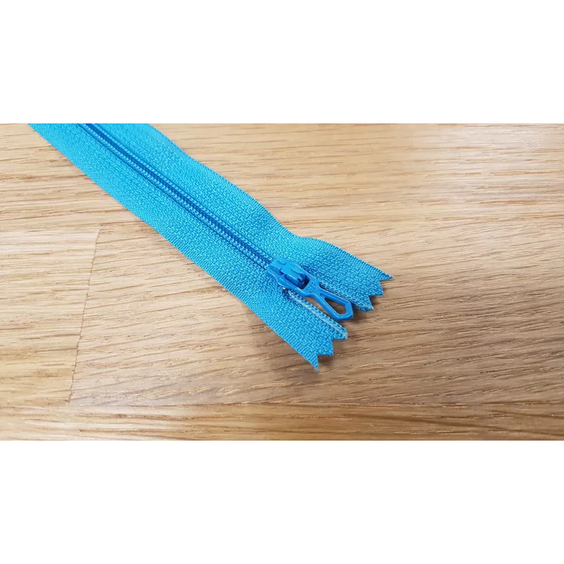 Fermeture Eclair Z51, Nylon, bleu gitane, 10cm