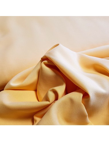 Tissu, Poly Viscose Uni, Jaune Abricot, Laize 160 cm, Mélange Polyester et Viscose 120g/m²