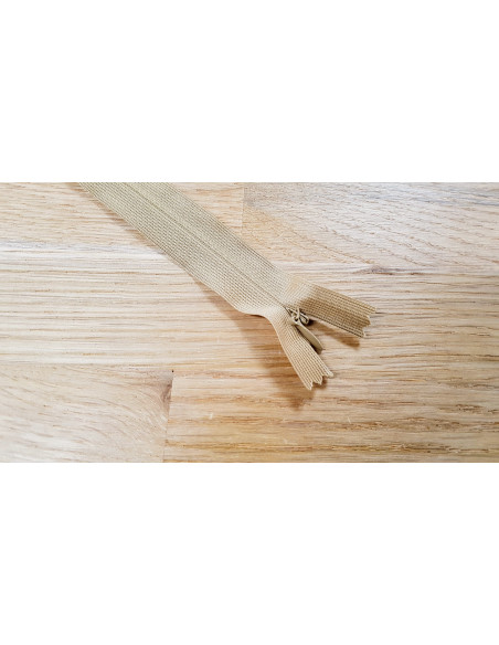 Fermeture Eclair Z41, Nylon invisible, beige moyen, 40cm