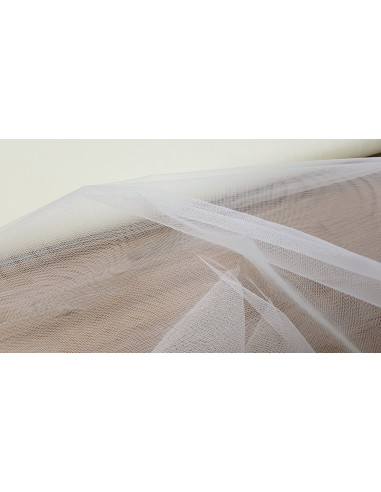 Tulle rigide, écru