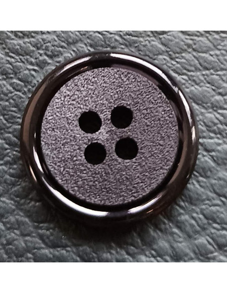 Bouton 4 trous, Ø 16 mm, noir