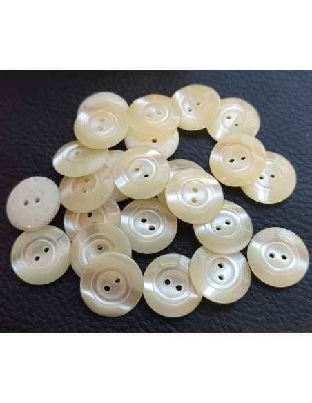 Bouton 2 trous, Ø 17 mm, beige