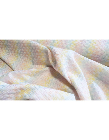Popeline de coton brodée, couleurs pastel