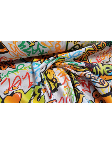 Demi-natté, graffiti