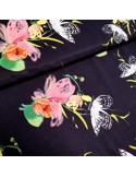 Tissu, Microfibre Stretch Imprimée, Fleurs et Papillons sur Fond Noir, Laize 150 cm, 95% Polyester 5% Spandex